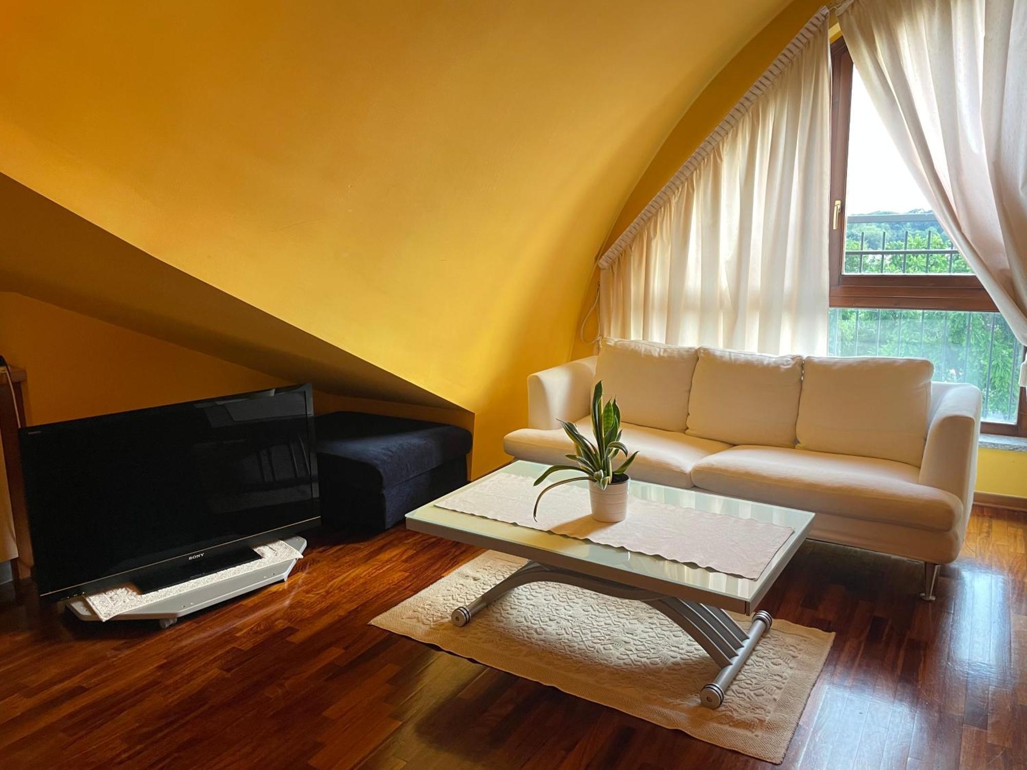 Апартаменты Top-Floor Malpensa Gallarate Mxp-Airport Экстерьер фото